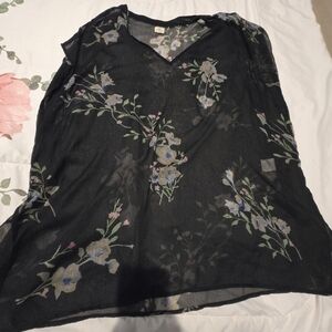 O'Neill Black Sleeveless Blouse with Floral Design